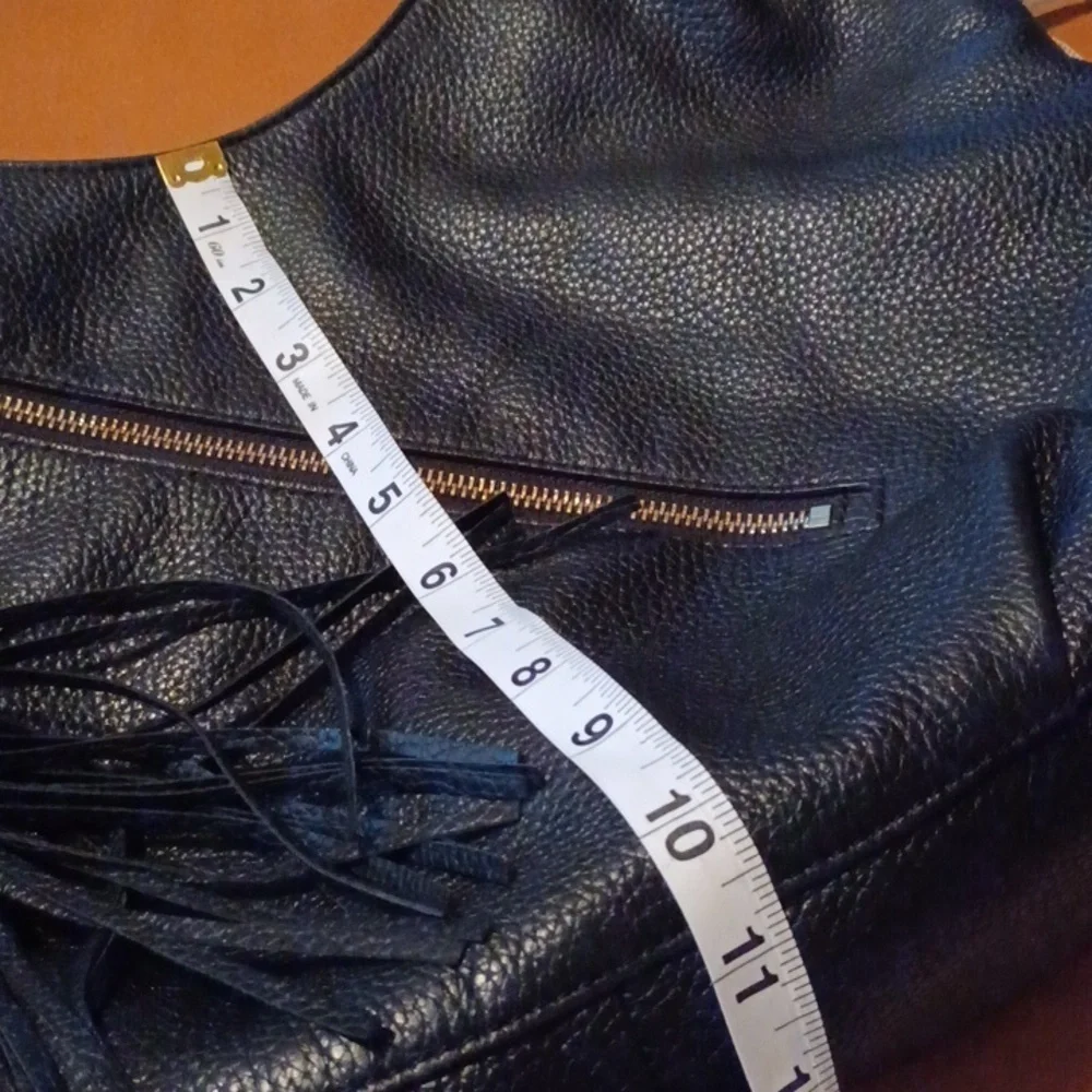> Michael Kors Elegant Black Women's Bag Charm Tassel